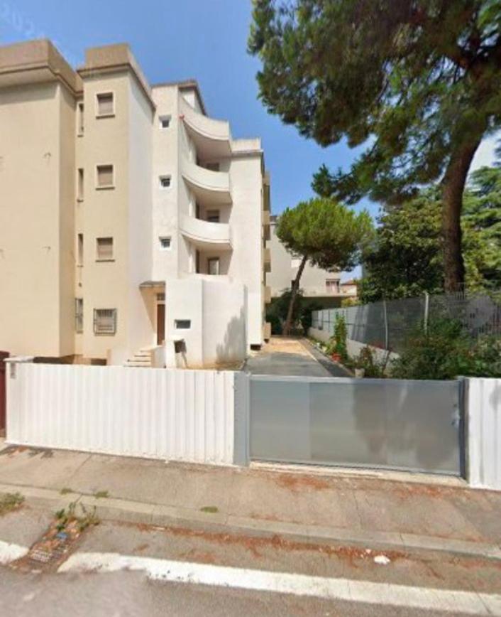 Apartments Местре Екстериор снимка